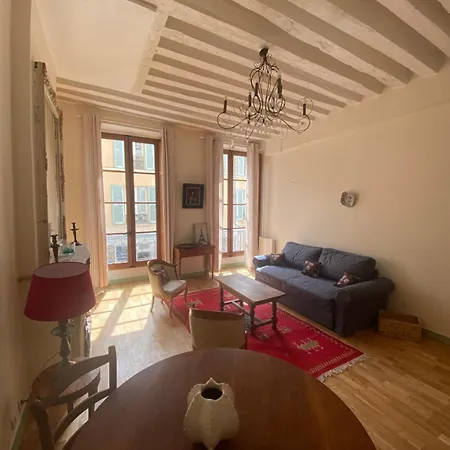 Logis Charles Perrault - Chateau Versailles