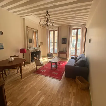 Logis Charles Perrault - Chateau Versailles