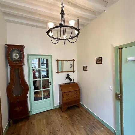 Apartment Logis Charles Perrault - Chateau